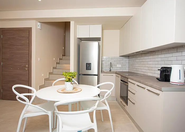 Avali Deluxe Апартаменты *