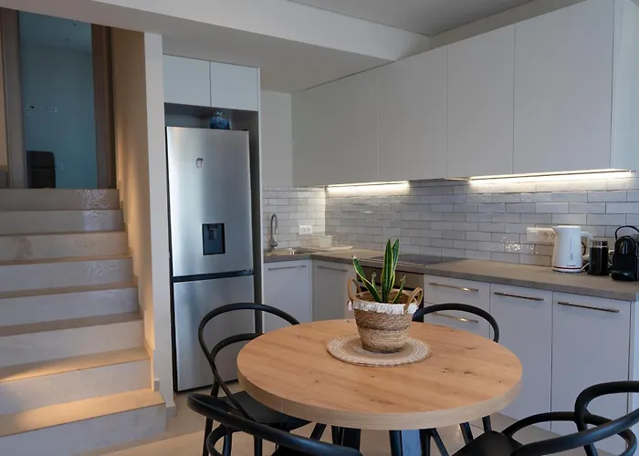 Avali Deluxe * Лигия